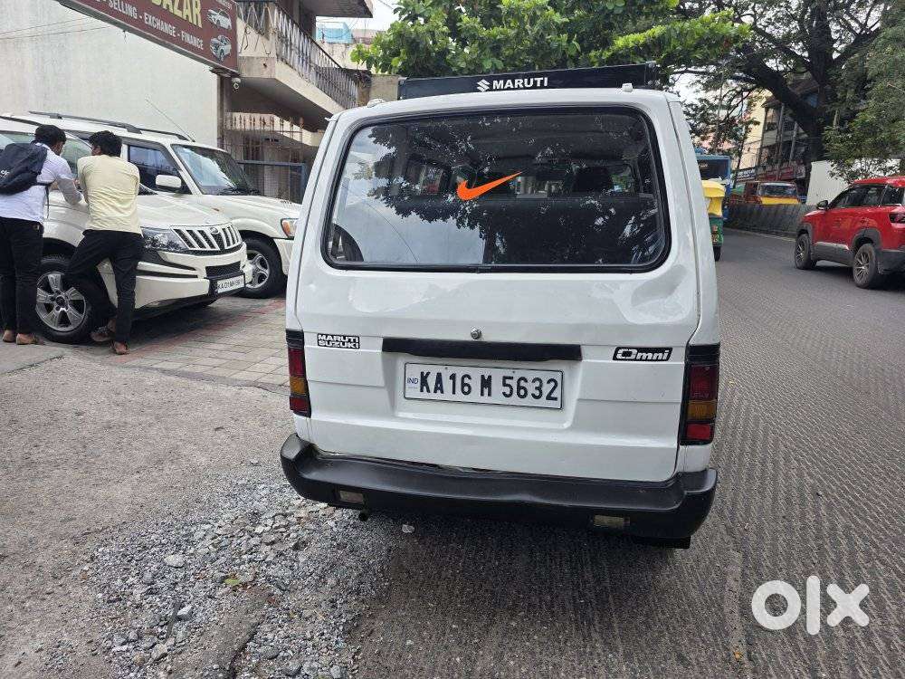 Maruti Suzuki Omni Mpi Std Bsiv, 2010, Petrol