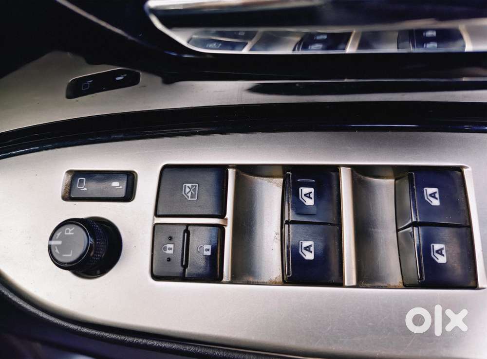 Toyota Innova Crysta 2.4 V, 2019, Diesel