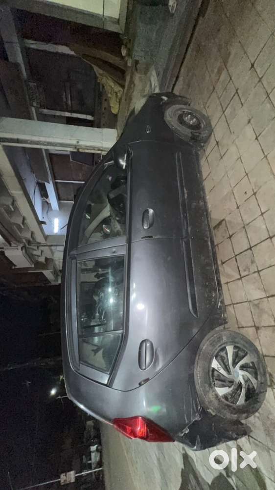 Hyundai I10 Petrol Manual 2011