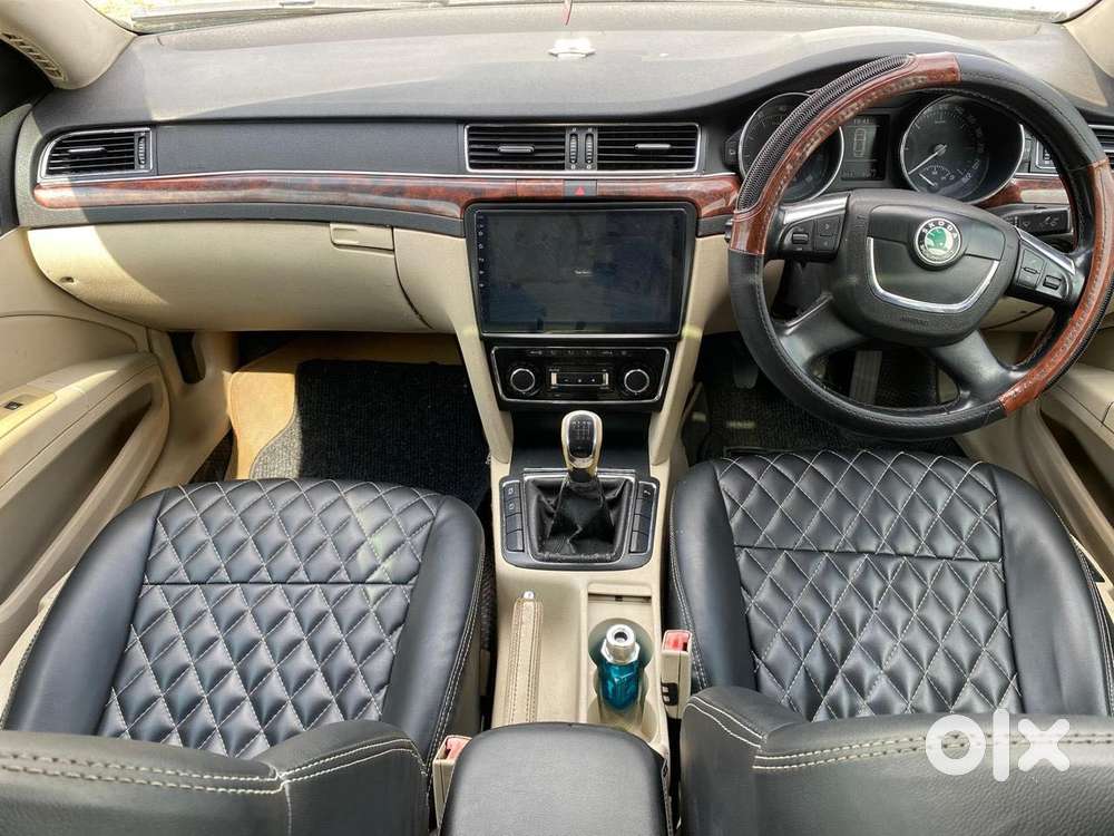Skoda Superb, 2011, Petrol
