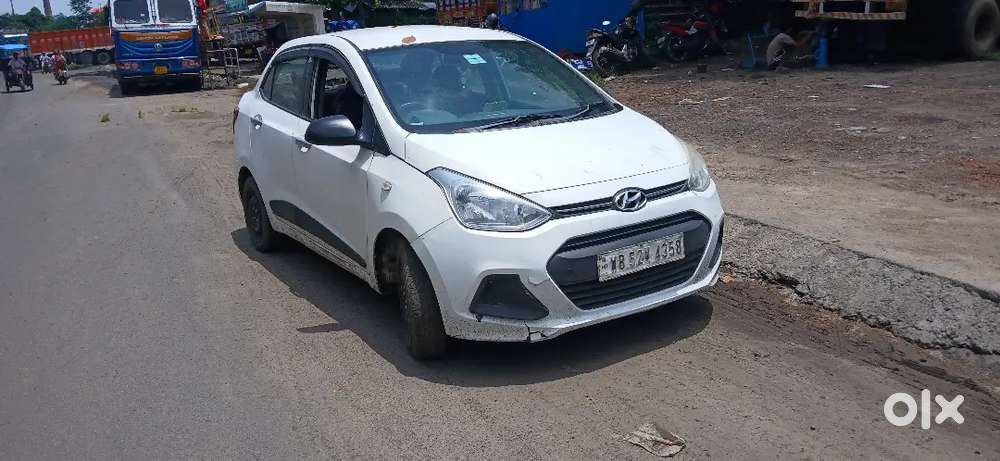 Hyundai Xcent Diesel 2015 Variant