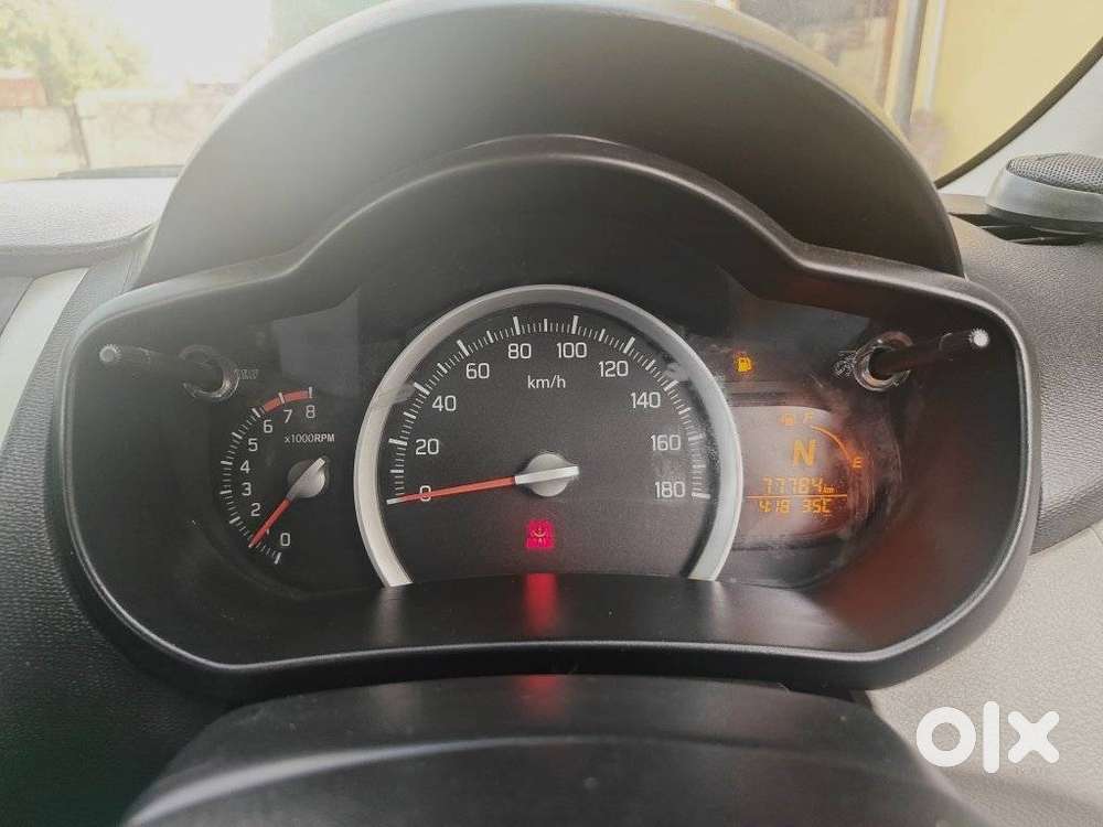 Maruti Suzuki Celerio Vxi At, 2015, Petrol