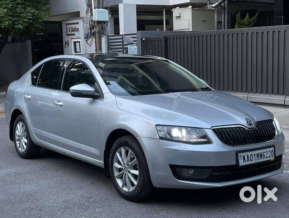 Skoda Octavia 2013-2017 Style Plus 1.8 Tsi At, 2016, Petrol