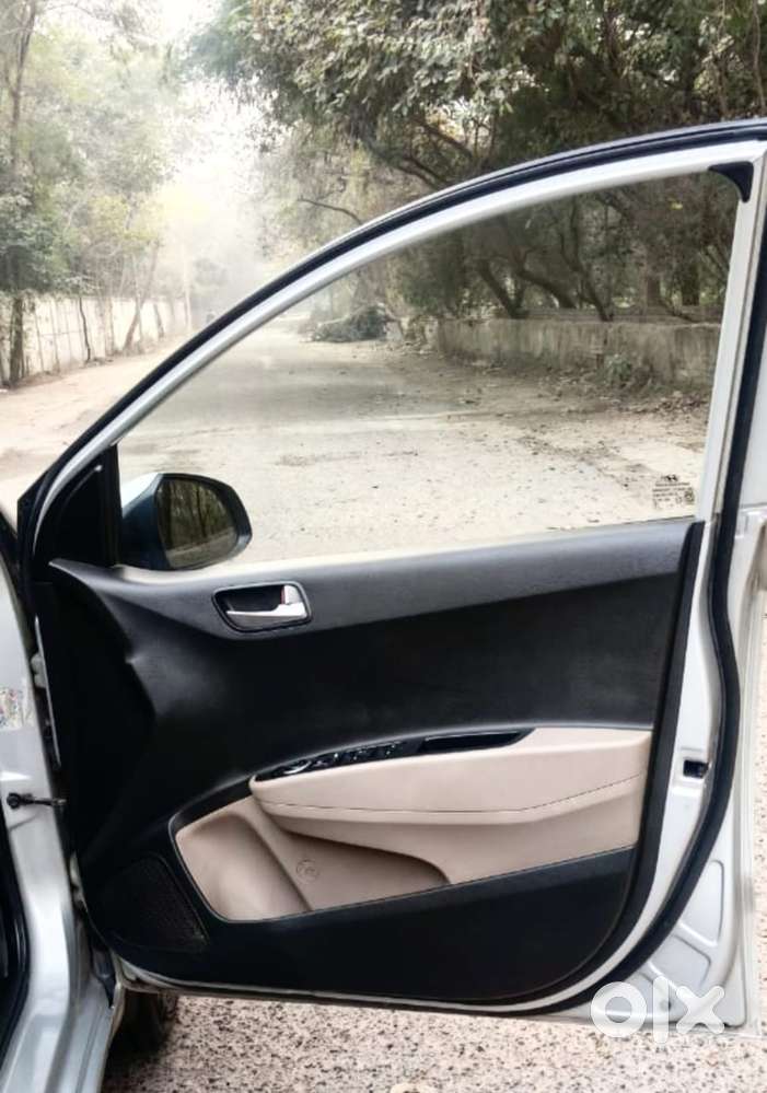 Hyundai Grand I10 Sportz, 2016, Petrol