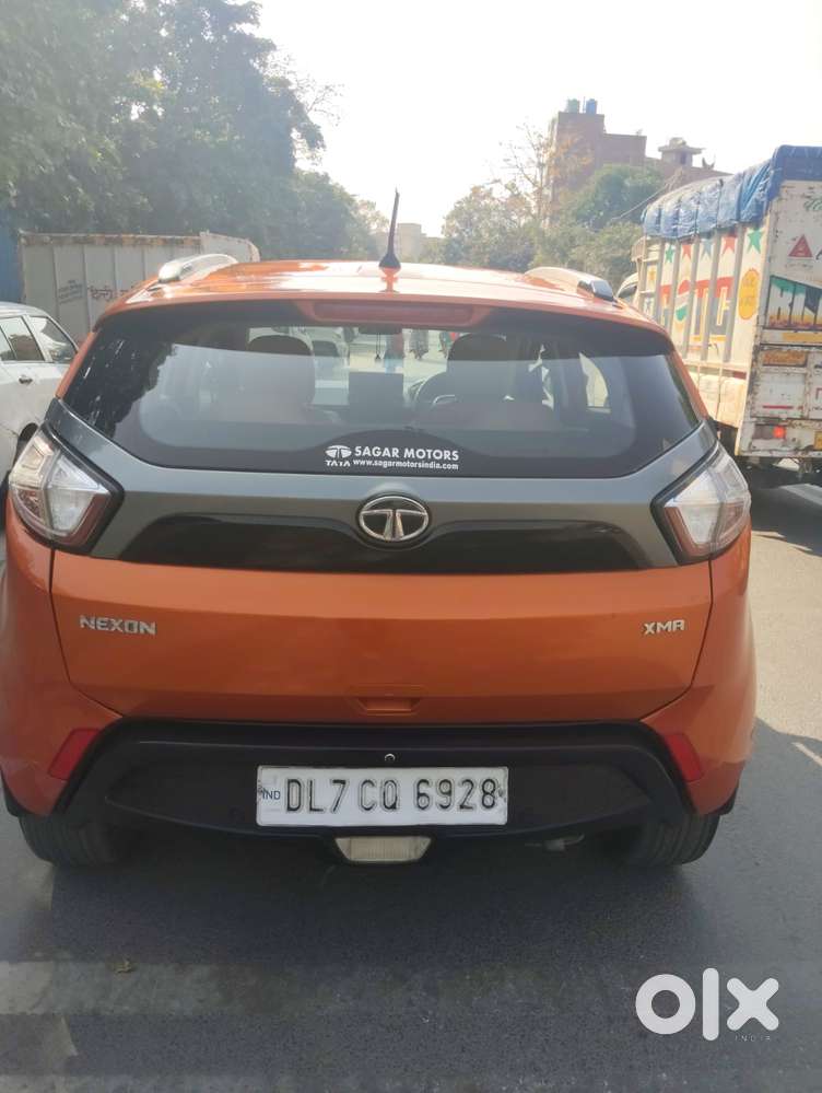 Tata Nexon 1.2 Revotron Xma, 2018, Petrol
