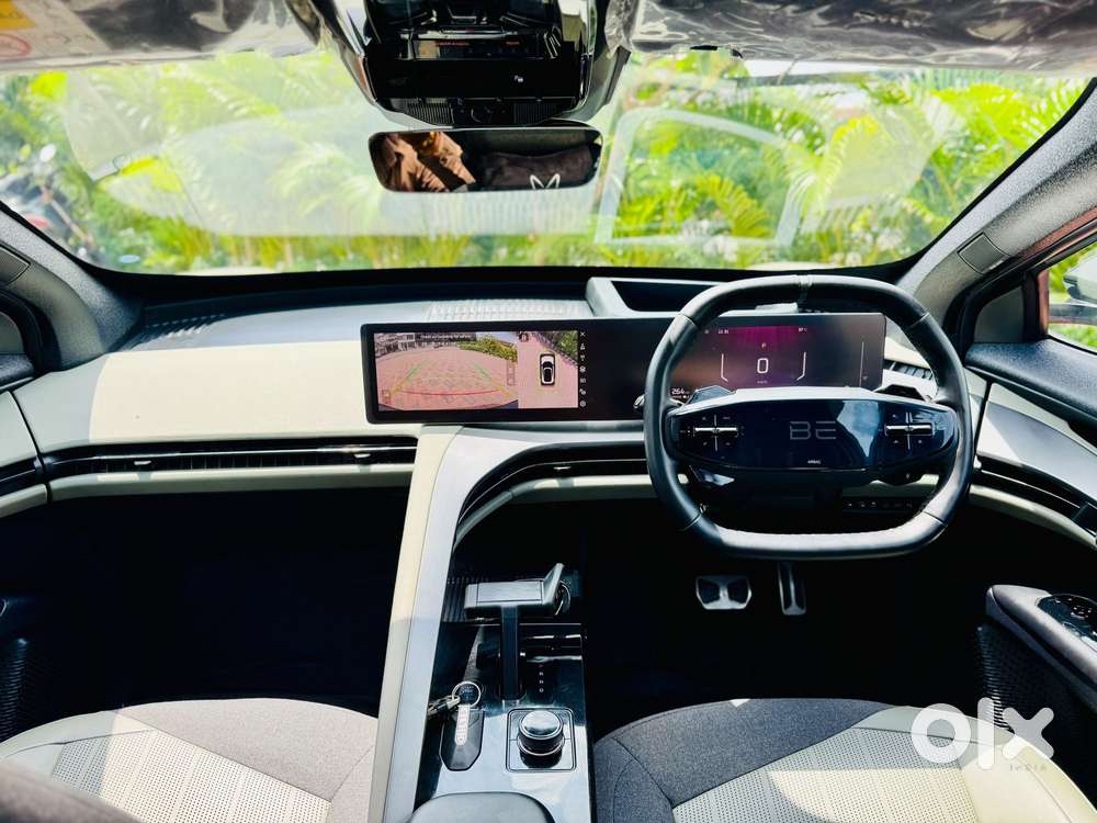 Mahindra Xuv400 Ev Ec Fast Charger, 2025, Electric