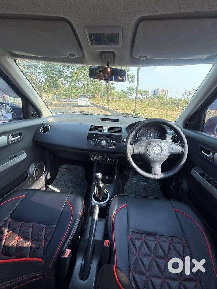 Maruti Suzuki Swift Dzire 1.2 Vxi Bsiv, 2011, Petrol