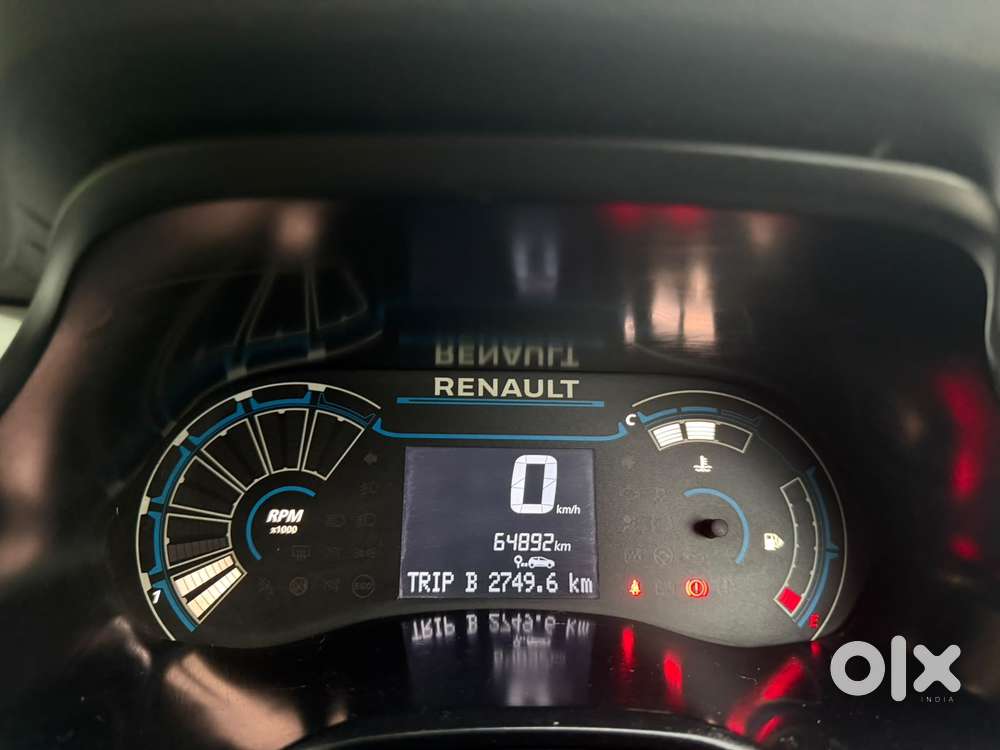 Renault Triber Rxz, 2020, Petrol