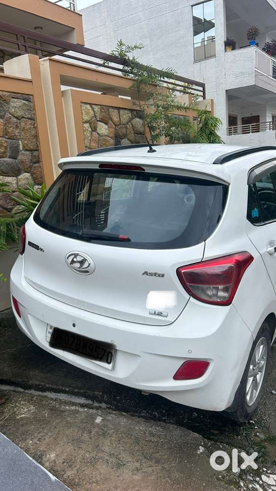 Hyundai Grand I10 2015 Km Driven
