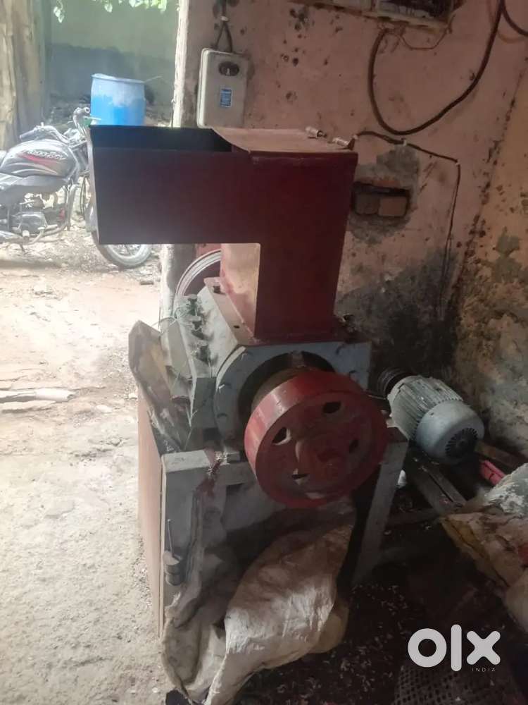 16 grinder sell kerna hai