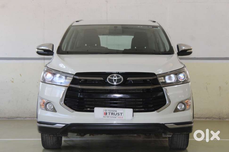 Toyota Innova Crysta Touring Sport 2.4 Mt, 2017, Diesel