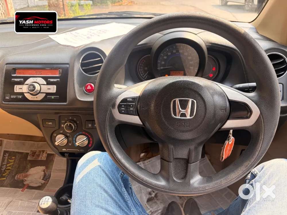 Honda Brio Vx Mt, 2015, Petrol