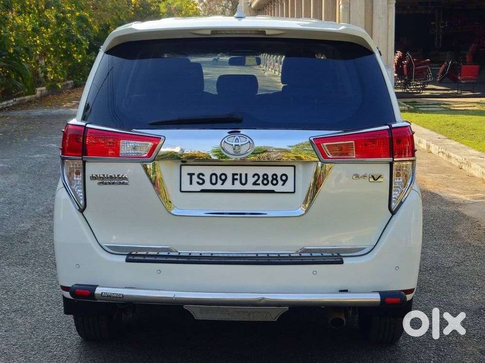 Toyota Innova Crysta 2.4 V 8 Str, 2021, Diesel