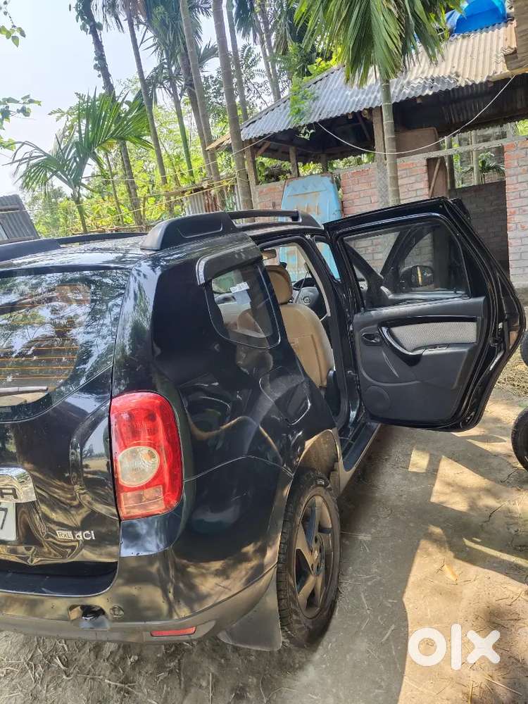 Renault Duster 2015 Diesel 66000 Km Driven