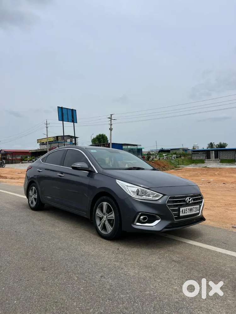 Hyundai Verna 2019 Topend With Sunroof 65900 Km Driven