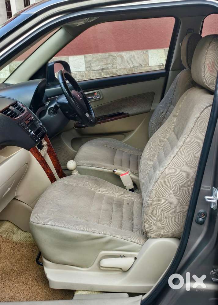 Maruti Suzuki Swift Dzire Zdi + Mt, 2016, Diesel