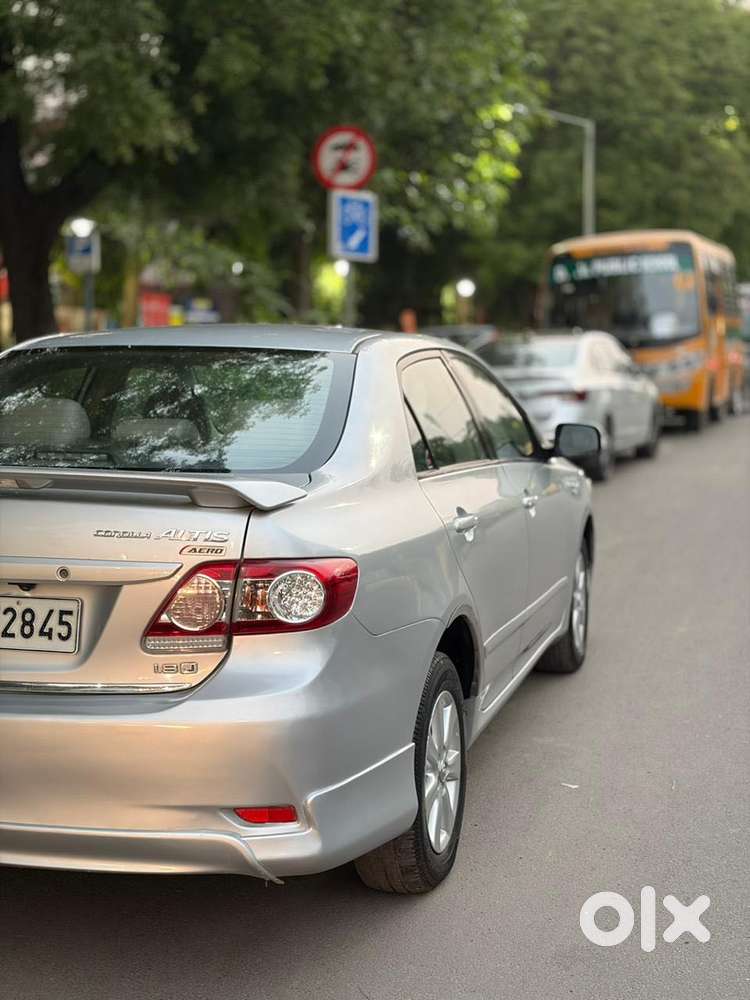 Toyota Corolla Altis 1.8 J, 2012, Petrol