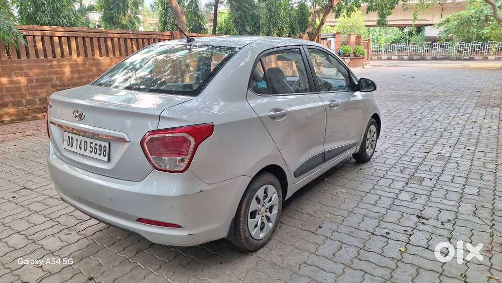 Hyundai Xcent 1.2l Kappa Dual Vtvt 5-speed Manual Base, 2014, Petrol