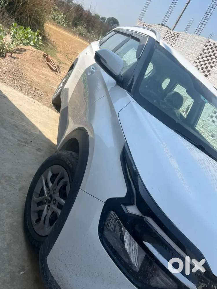 Kia Carens 2023 Diesel Well Maintained