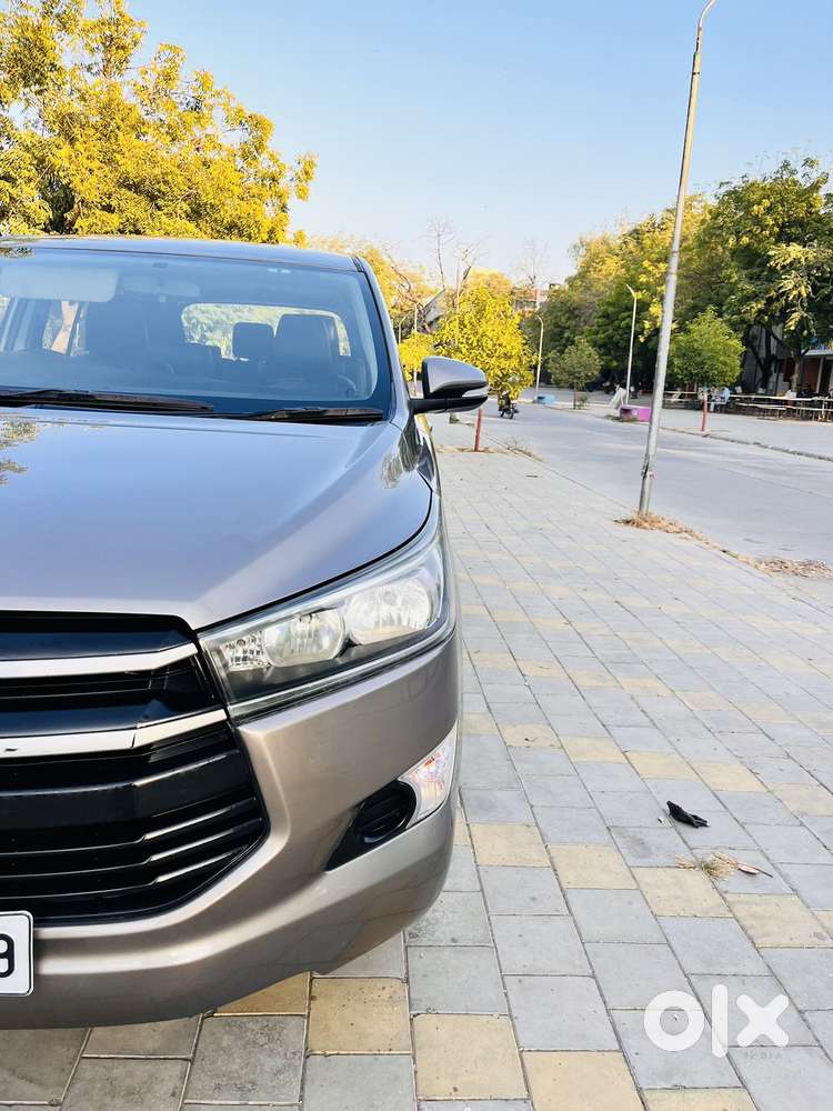 Toyota Innova Crysta 2.4 Gx Mt, 2016, Diesel