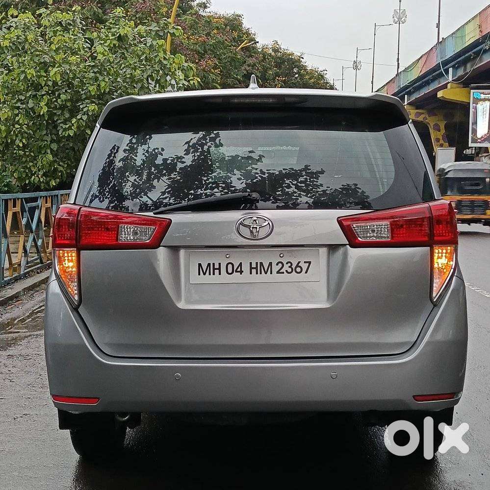 Toyota Innova Crysta 2.4 G Mt 8s, 2016, Diesel