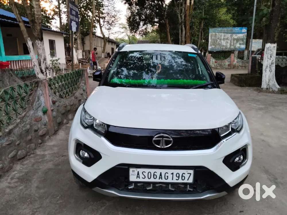 Tata Nexon Petrol Manual 2022 Variant Revotron