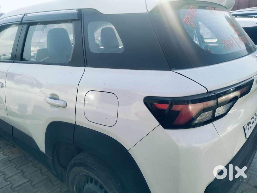 Maruti Brezza Vxi At 2024