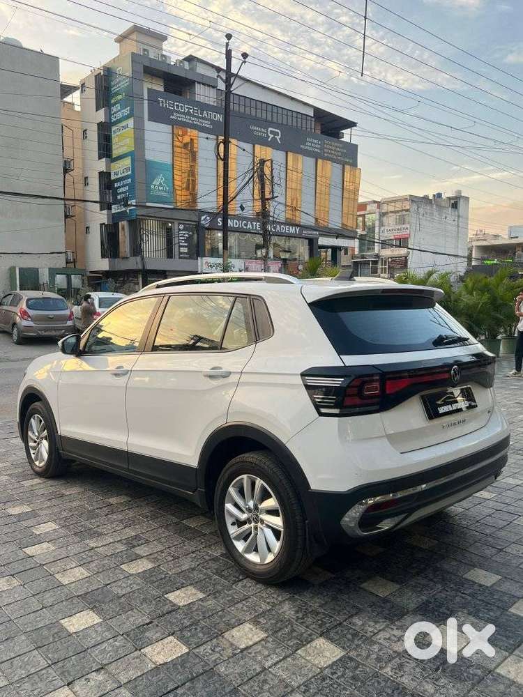 Volkswagen Taigun 1.0 Tsi Highline At, 2022, Petrol