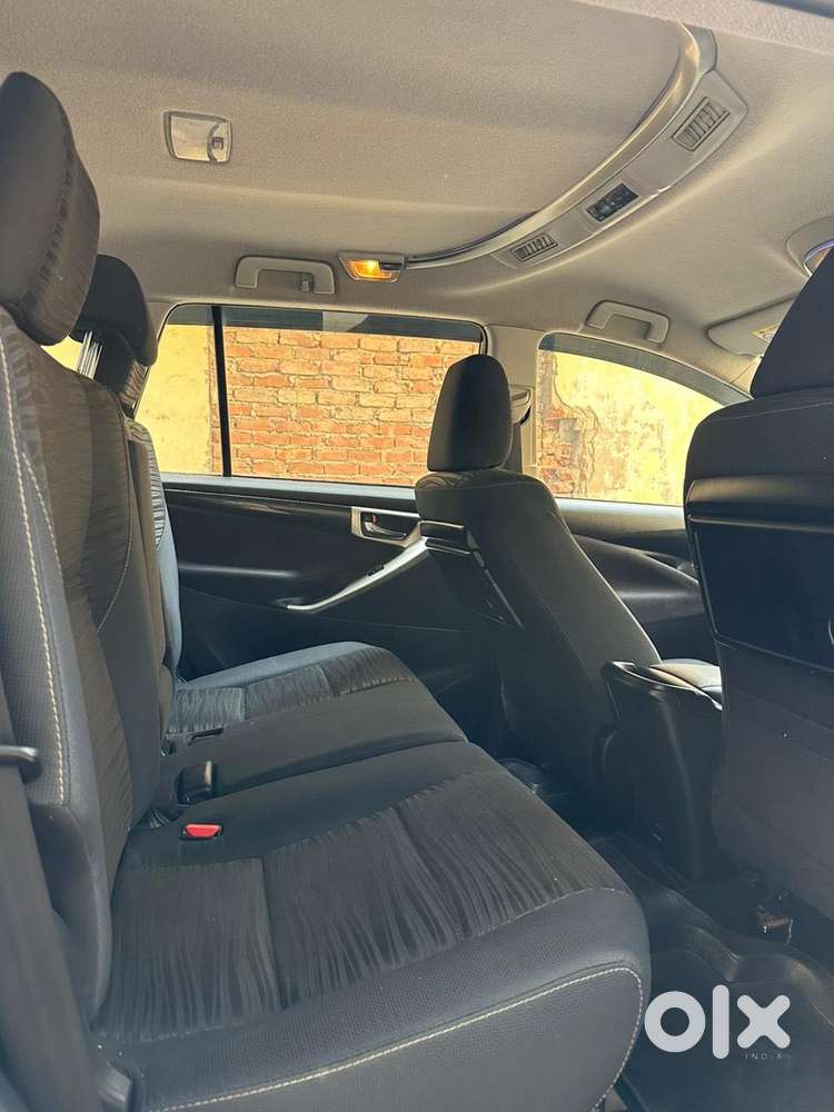 Toyota Innova Crysta 2.4 V 8 Str, 2018, Diesel