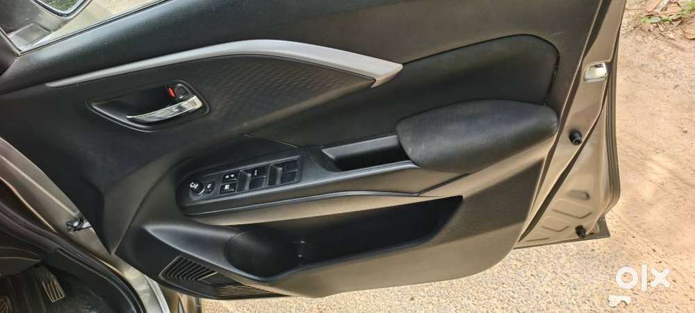 Maruti Suzuki Swift Zxi Plus, 2024, Petrol