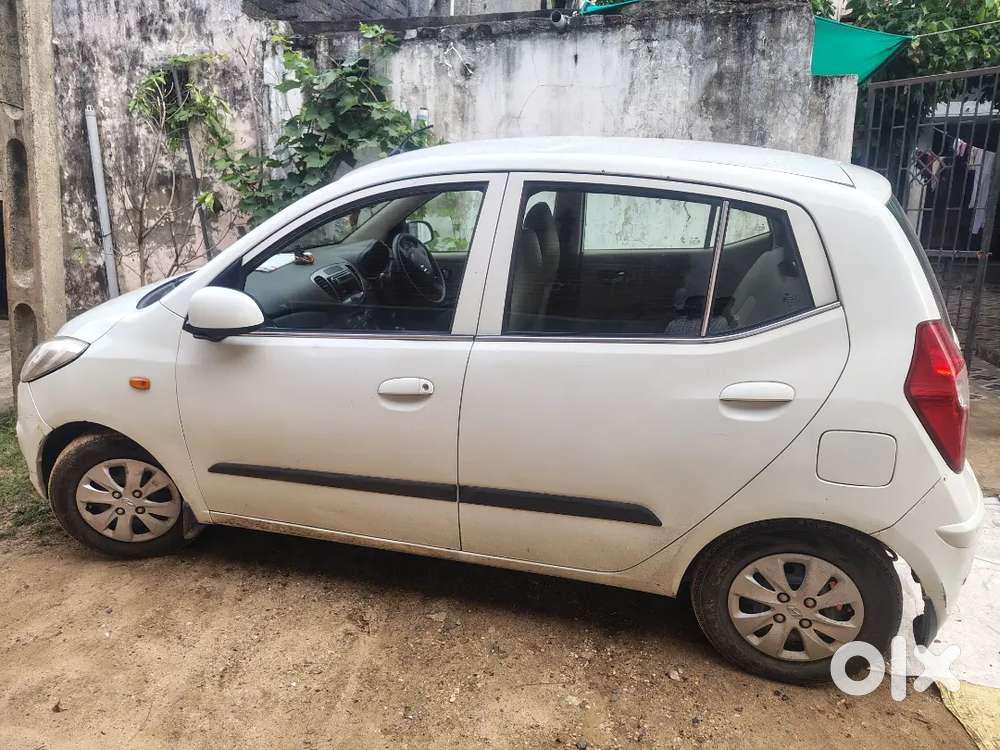 Hyundai I10 2012 Car