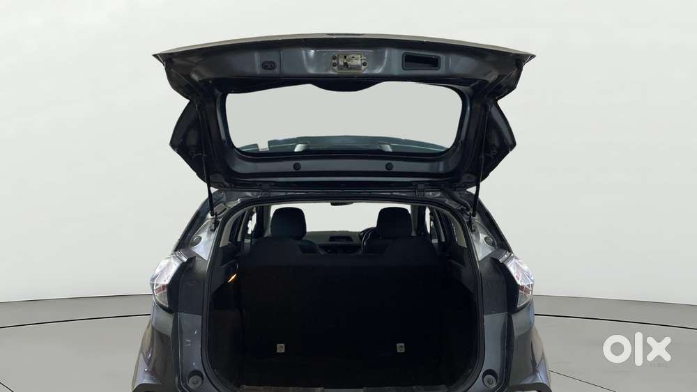 Tata Nexon 1.2 Revotron Xm (s), 2021, Petrol