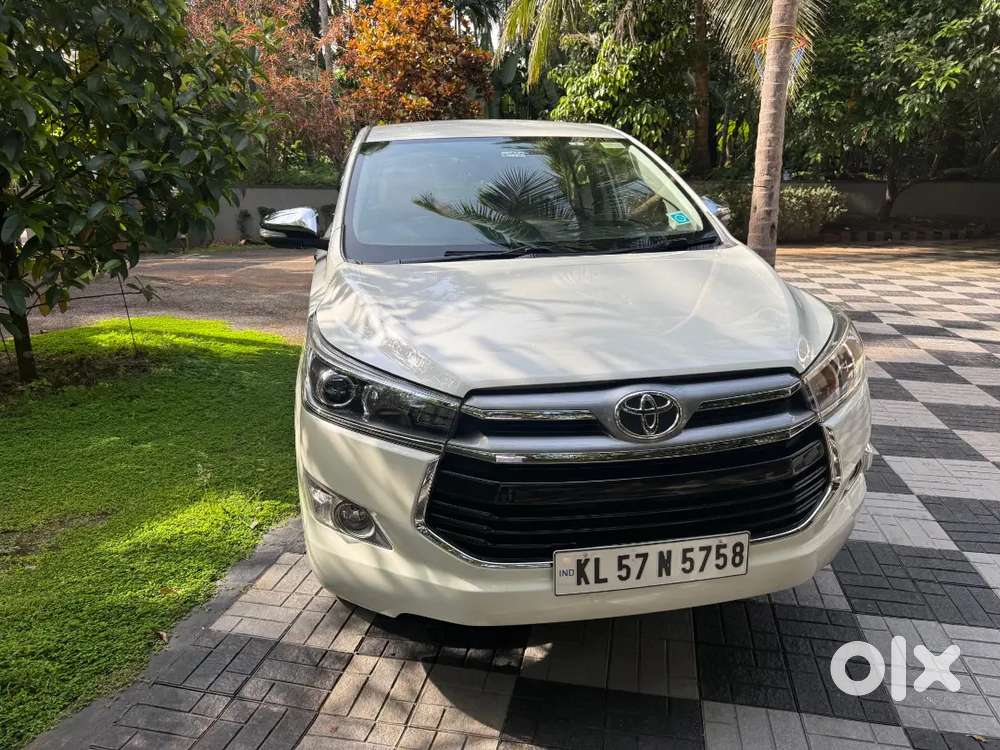 Toyota Innova Crysta Diesel 2016 Automatic
