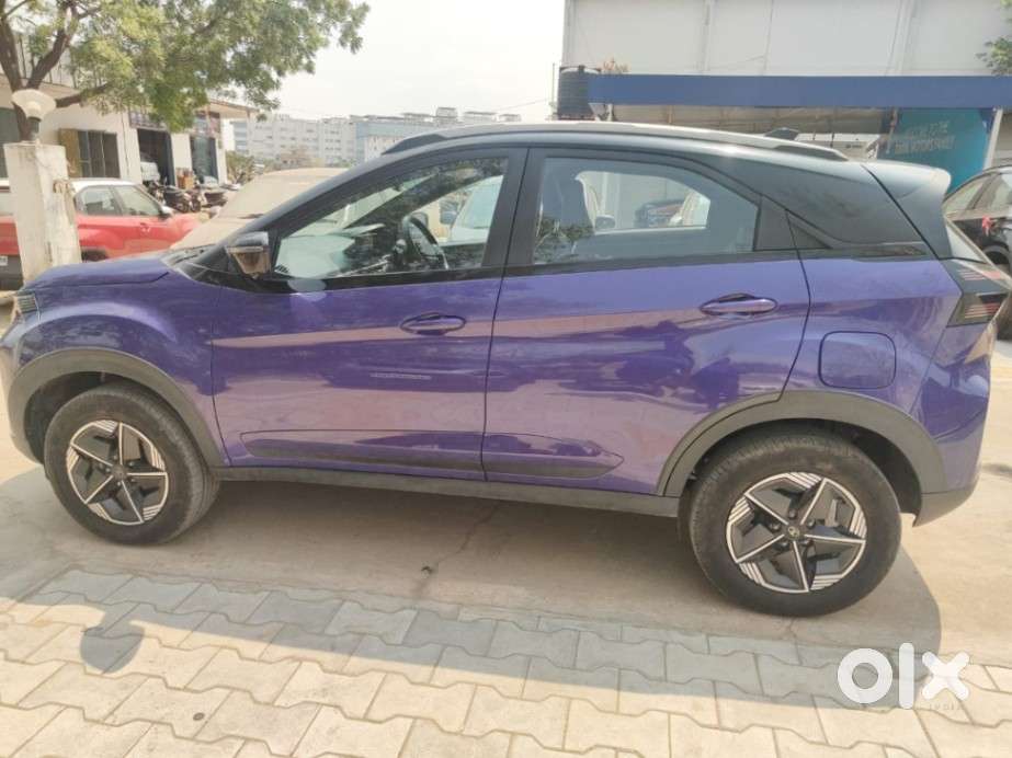 Tata Nexon Fearless S Purple 1.2 Revotron Petrol 6mt Dual Tone, 2023..