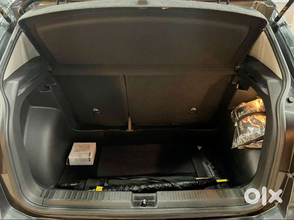 2 Yrs Warranty Vw Taigun Gt Plus 1.5 Tsi Petrol Dsg 2022 Model.