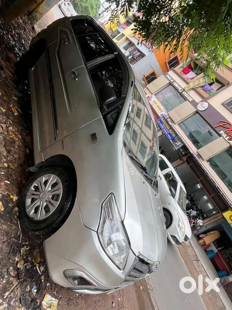 Toyota Innova Diesel 2012 Km Driven