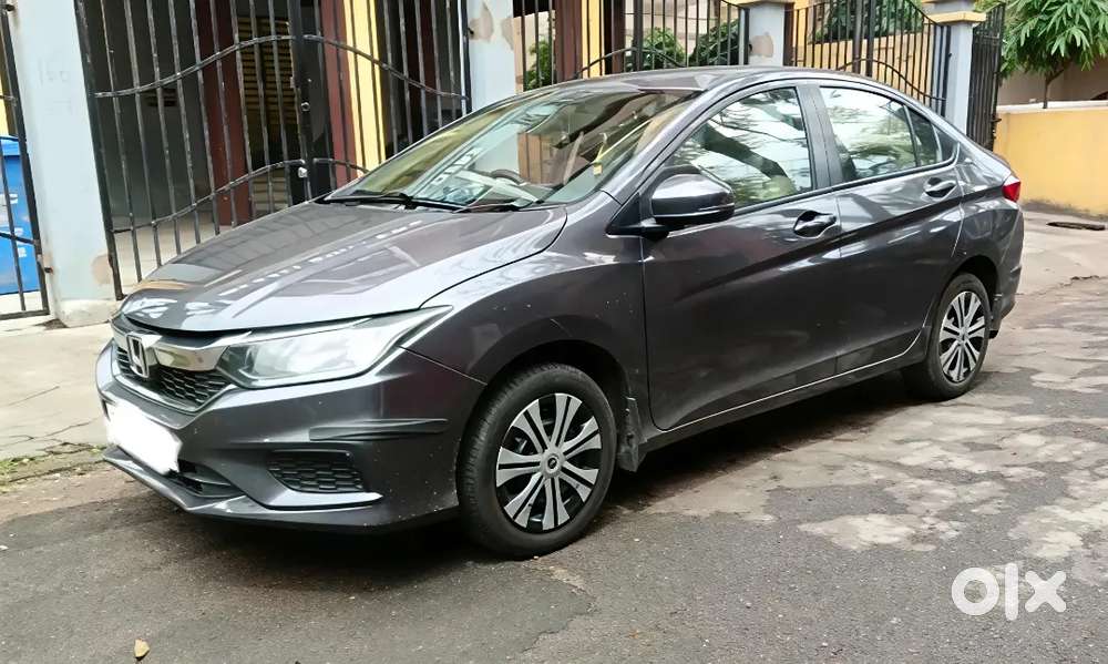 Honda City Sv Mt With Pin To Pin Honda Service Record Maintained.
