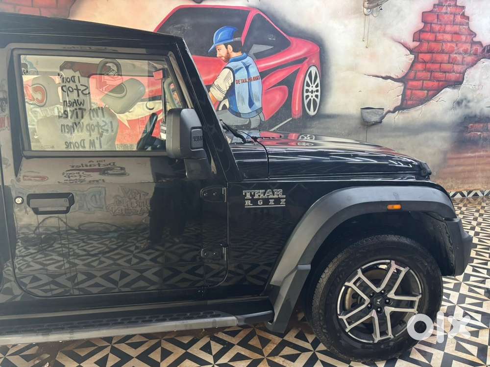Mahindra Thar Roxx 2025