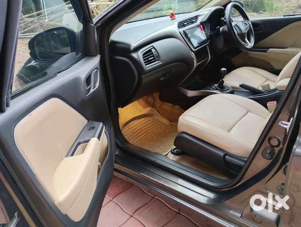 Honda City Petrol 2014 Variant