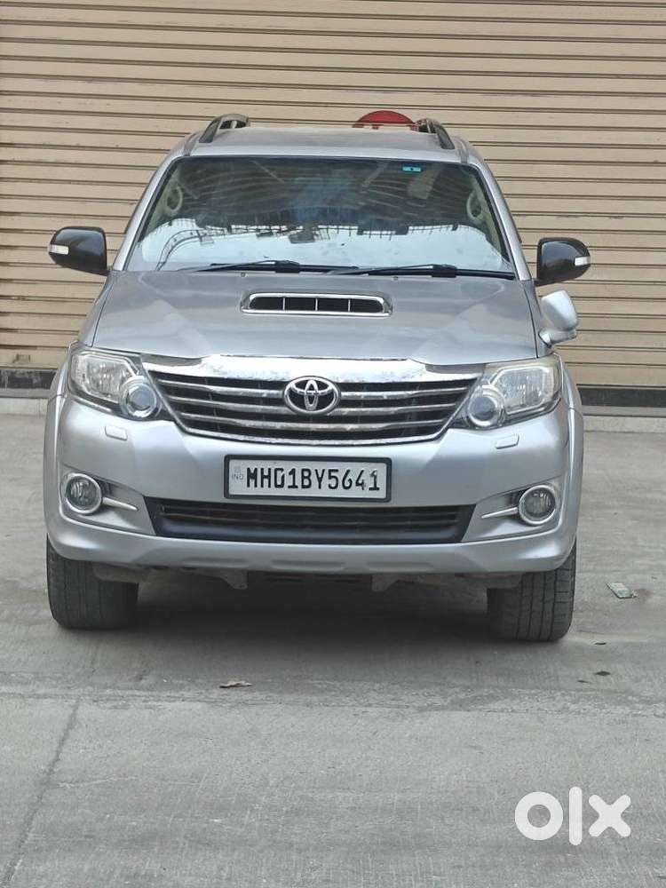 Toyota Fortuner 2011-2016 4x2 At, 2015