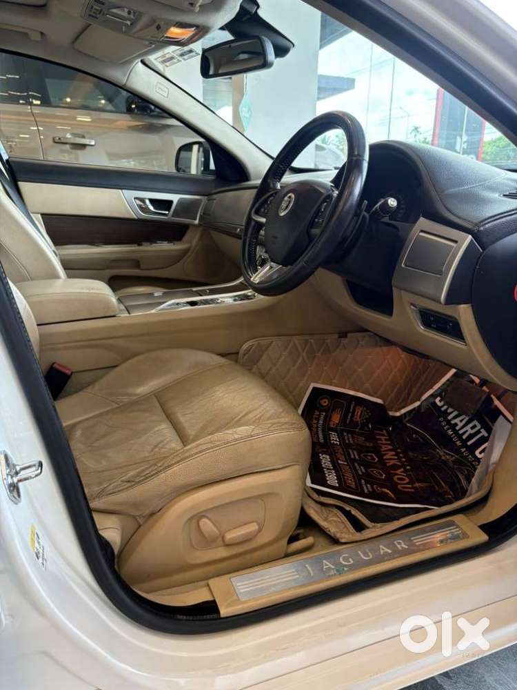 Jaguar Xf, 2013