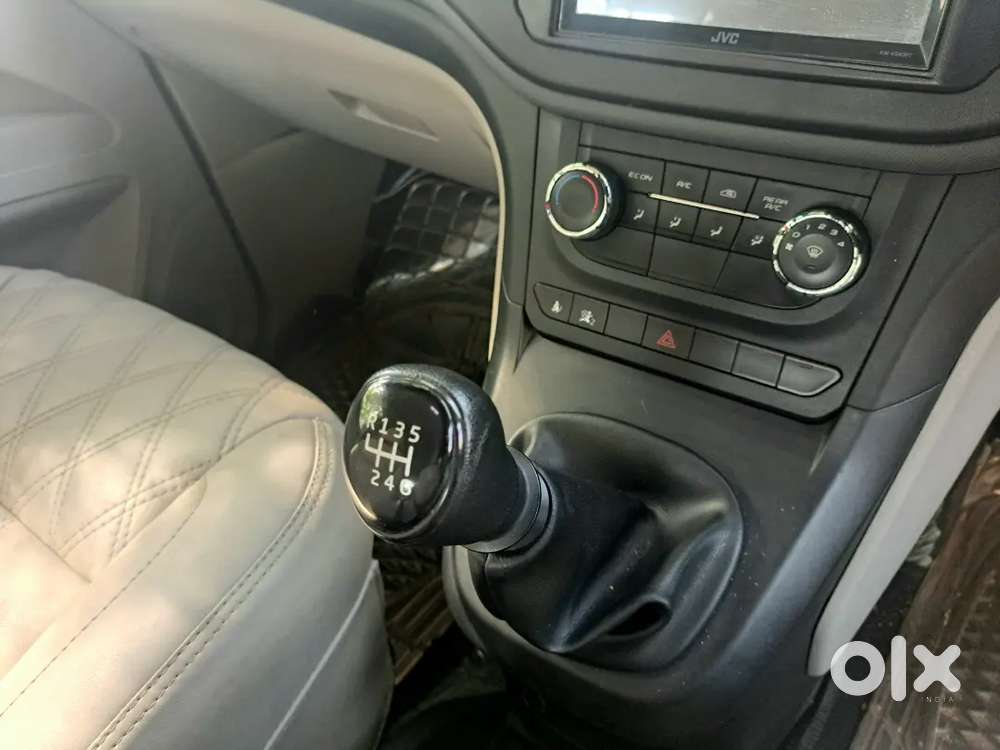 Mahindra Marazzo 2018 Diesel Manual
