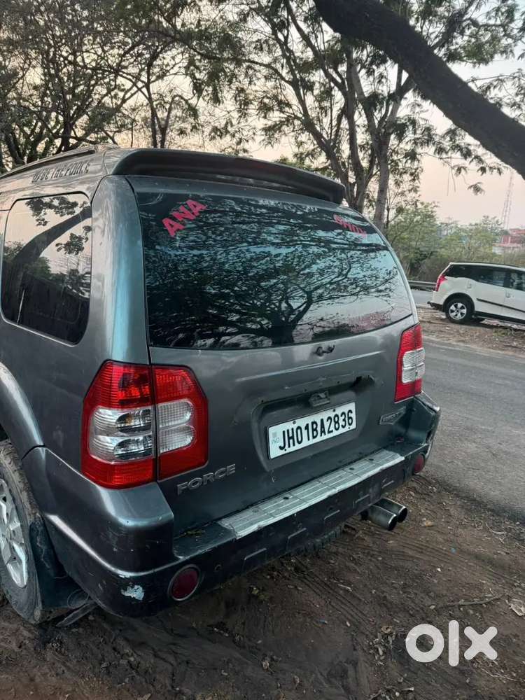 Force Motors Force One 2013 Diesel 83560 Km Driven