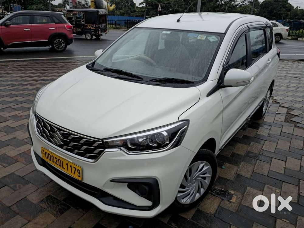Maruti Suzuki Ertiga 1.4 Vxi Cng Anniversary Edition, 2026, Cng & Hy..