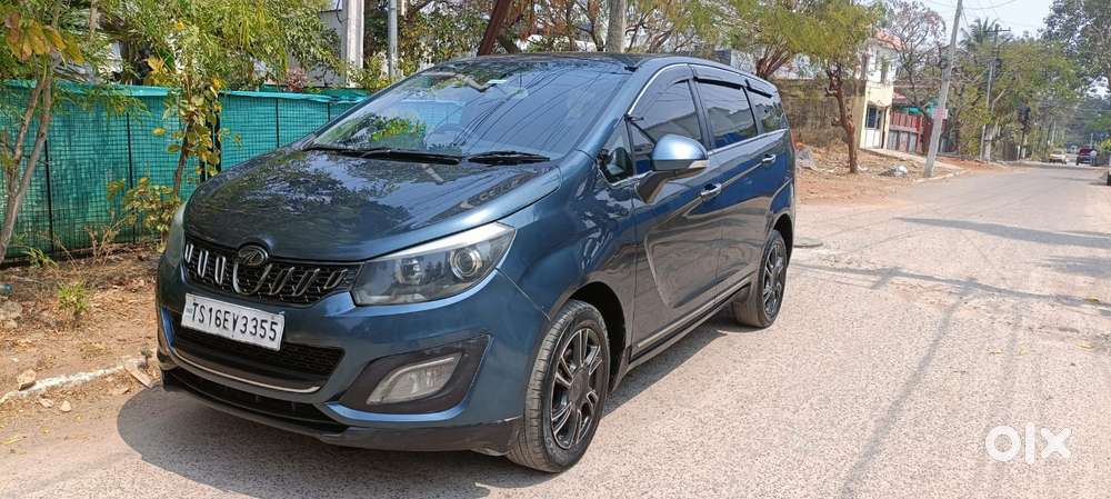 Mahindra Marazzo M8, 2018, Diesel
