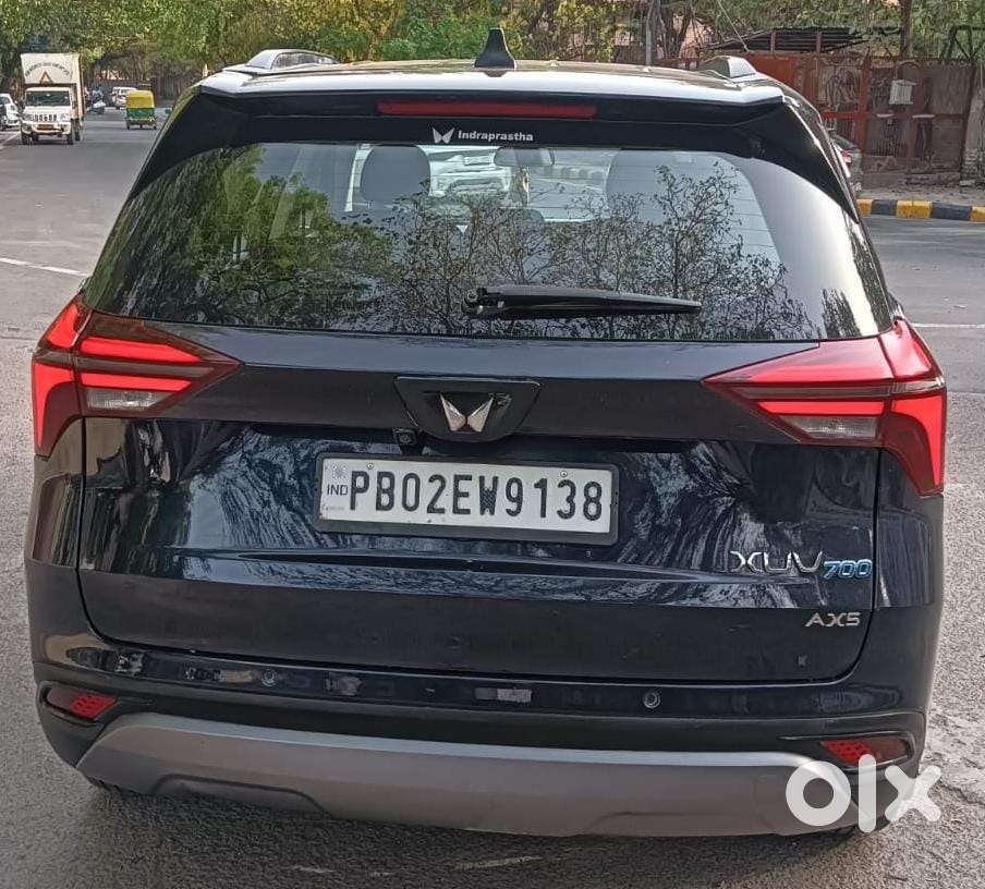 Mahindra Xuv700 2.0 Ax 5 Petrol Mt 7 Str, 2024, Petrol