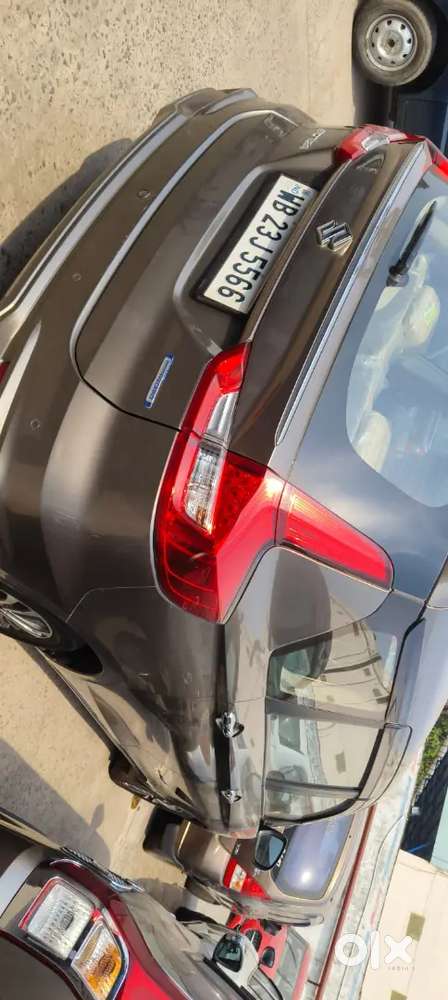 Ertiga Smart Hybrid Zxi (0) 1.5l, 2025 Petrol 925 Km Driven