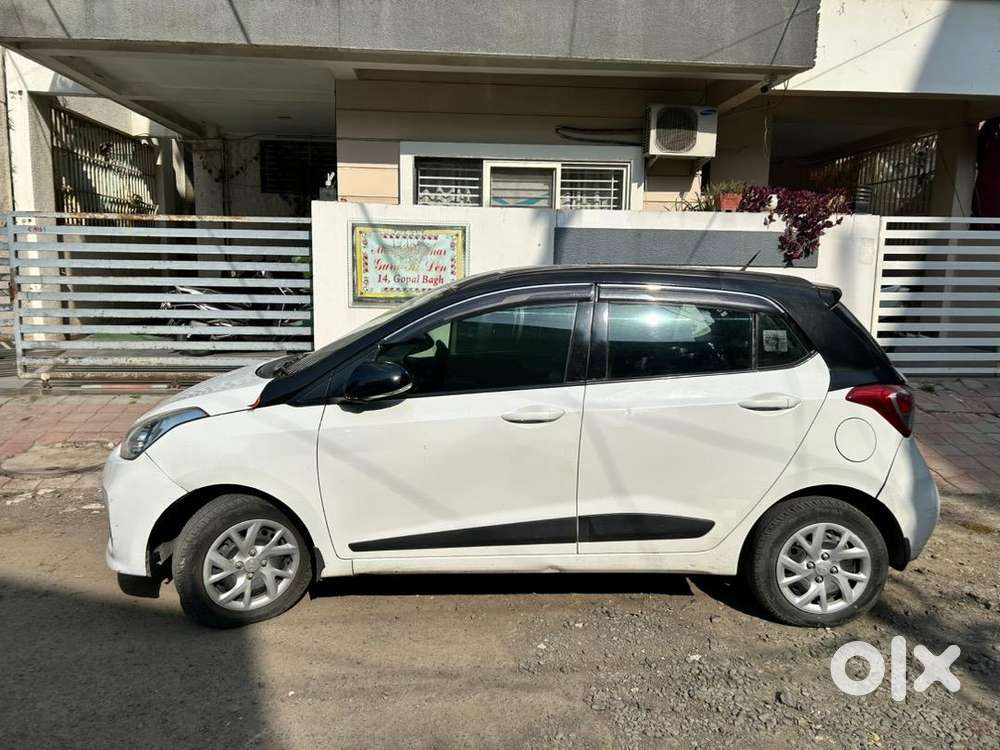 Hyundai Grand I10 2017 Diesel Well Maintained