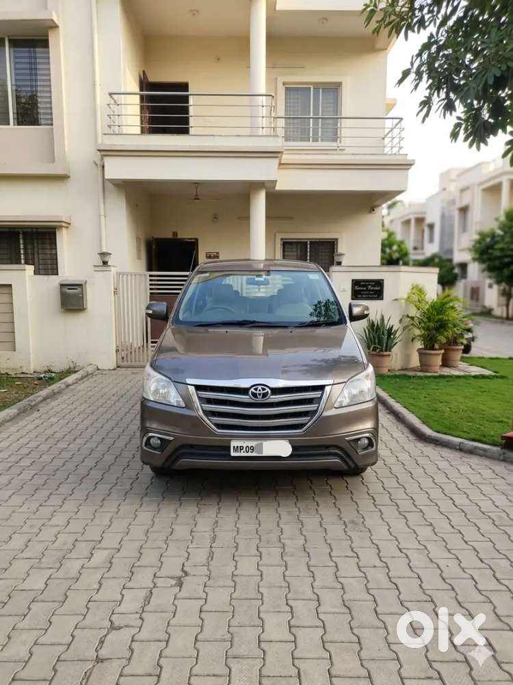 Innova V 2015 / 2016