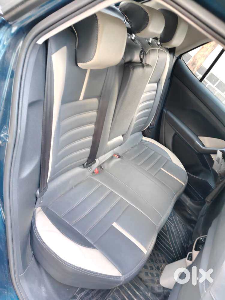 Volkswagen Taigun 1.0 Tsi Highline At, 2025, Petrol